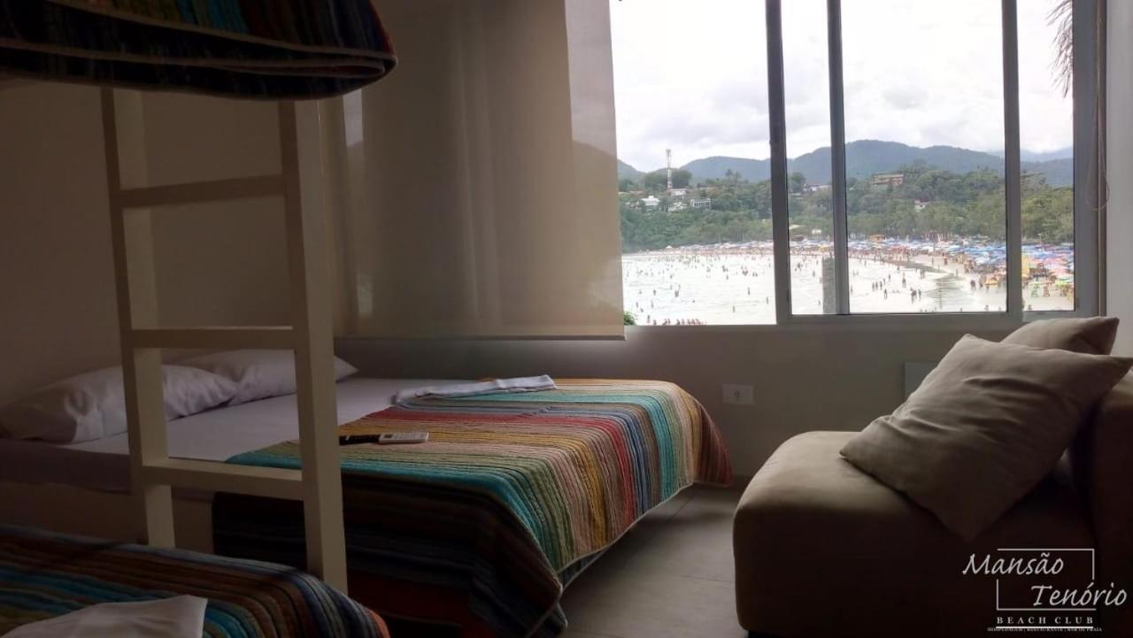 Mansao Tenorio - Suites, Estudio Ou Cobertura Pe Na Areia Casa de hóspedes
